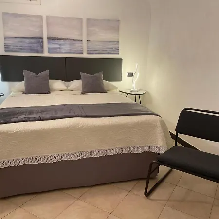 Apartment Al Numero 10 - *